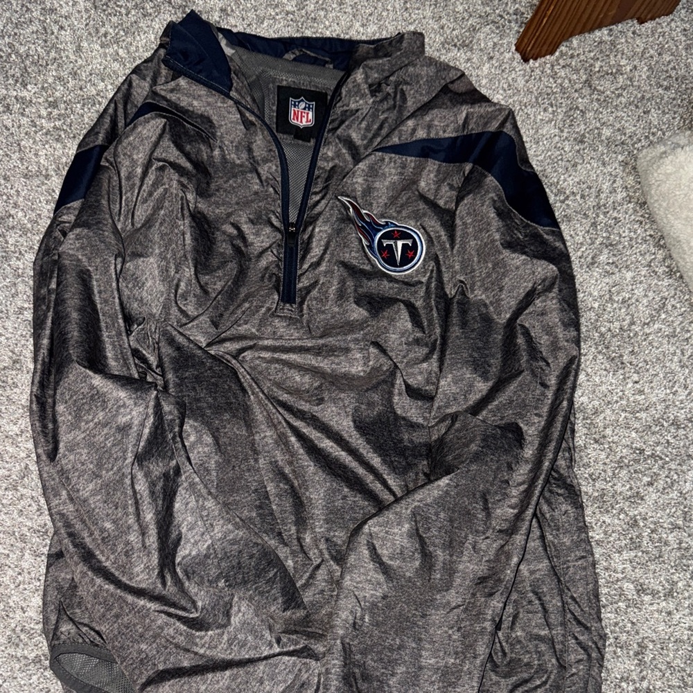 NFL Gray and Black Men's Shirt